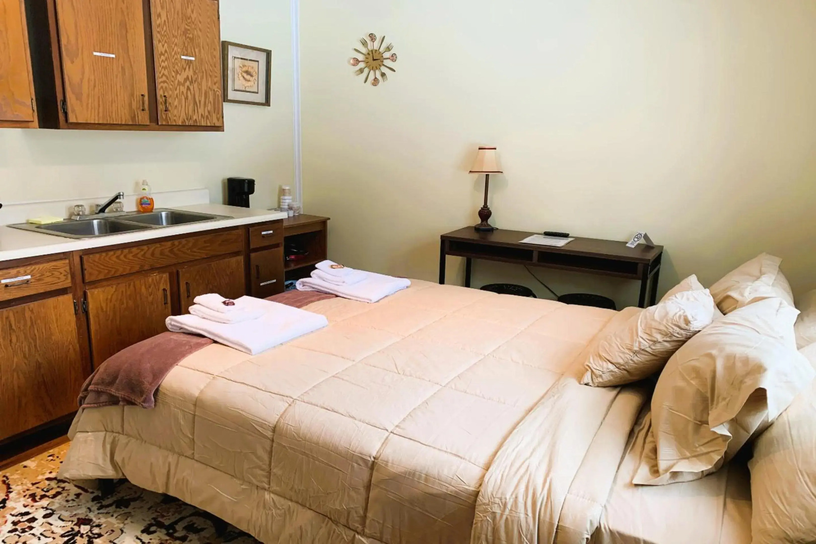 Love Hotels St John River by OYO at Fort Kent ME