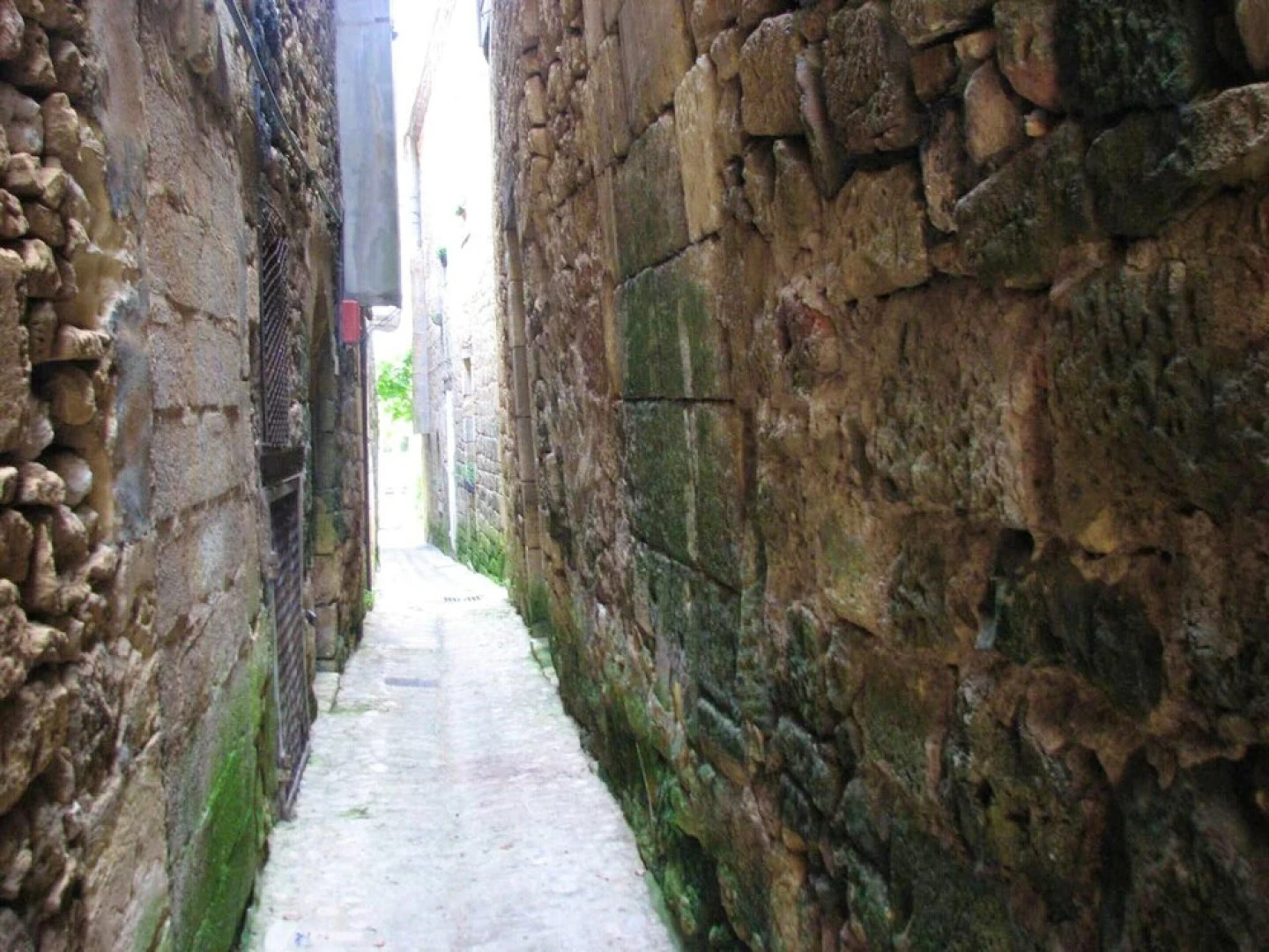 Studio in Beaumont-du-périgord, With Wifi
