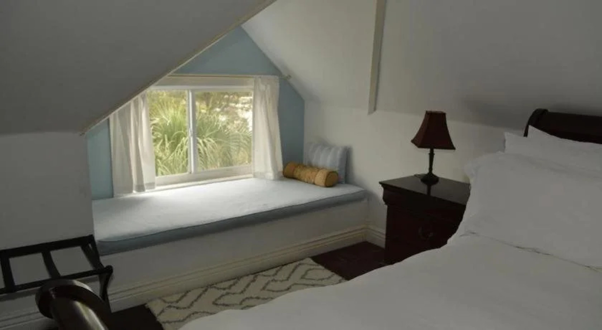 The Londoner Bed & Breakfast