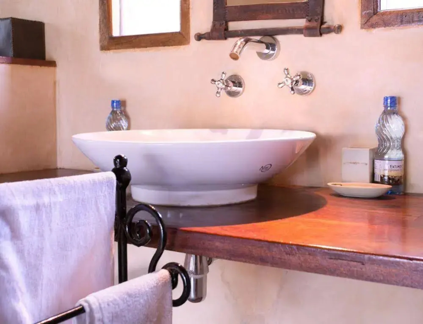 Entumoto Safari Camp