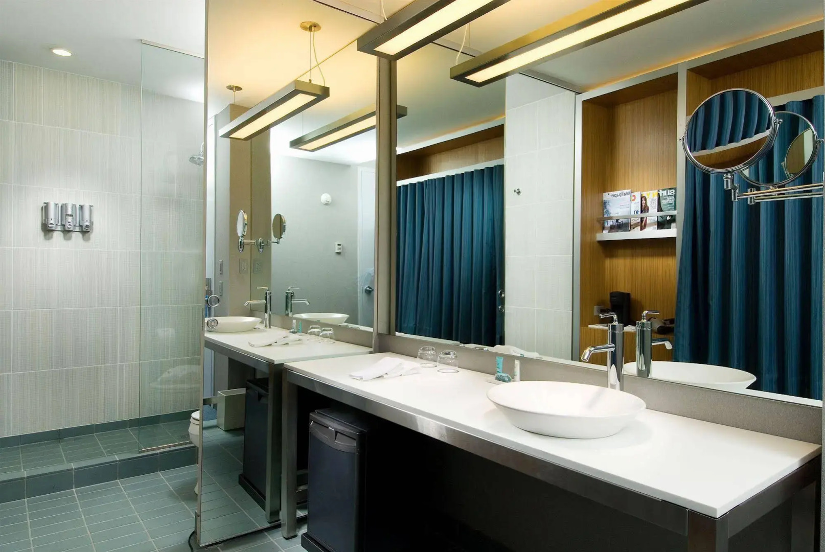 Aloft Portland Airport at Cascade Station