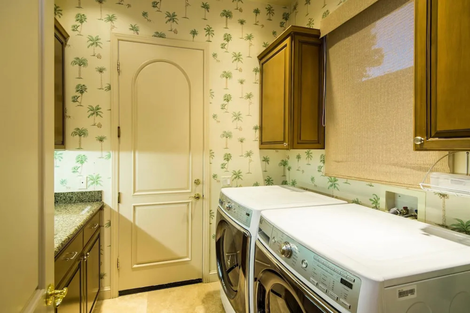 Rat Pack Retreat - Four Bedroom Home