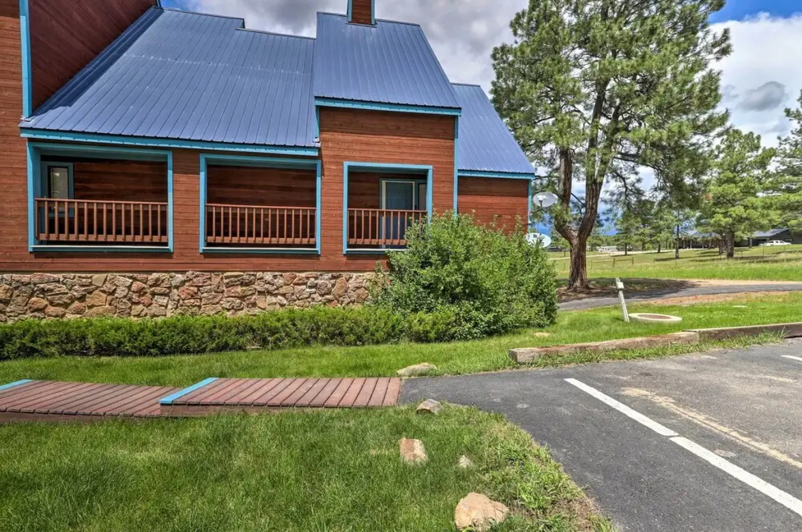 Peaceful Pagosa Springs Escape ~ 2 Mi to Lake