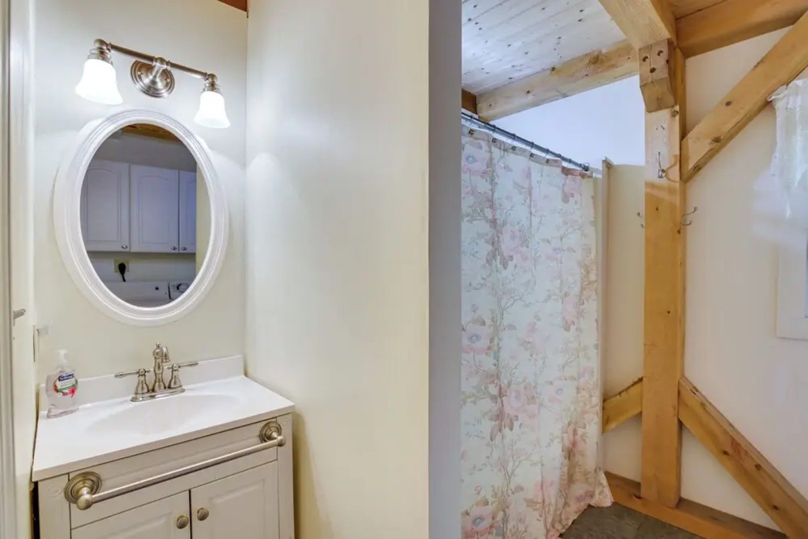 Frye Island Family Cabin With Lake & Beach Access!