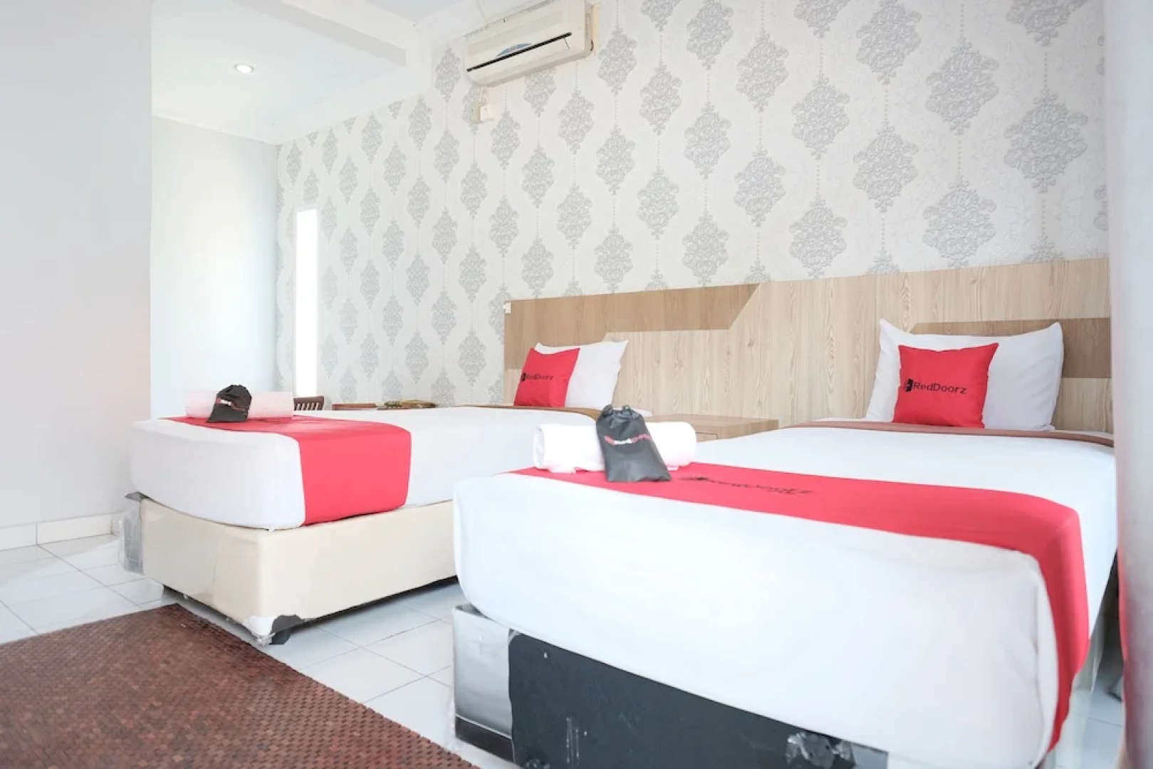 RedDoorz near RSUD Kolonel Abundjani Bangko