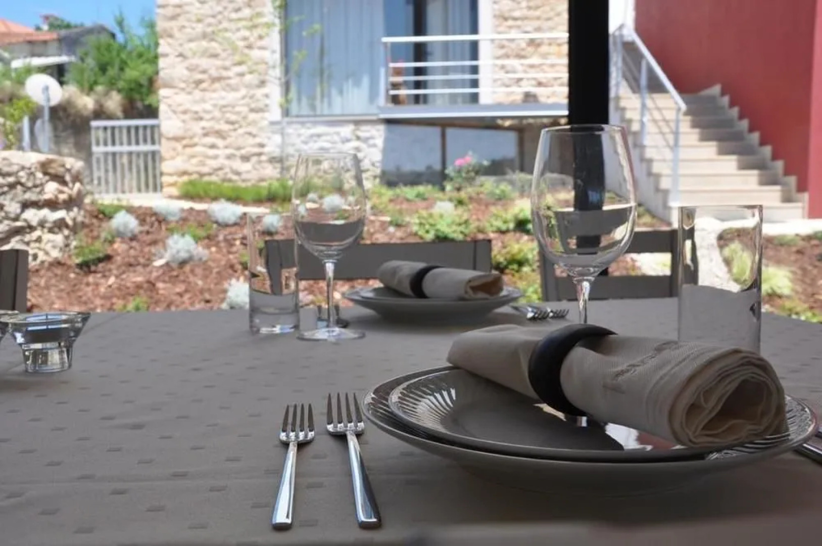 Agartha Boutique Hotel - StoneHouse