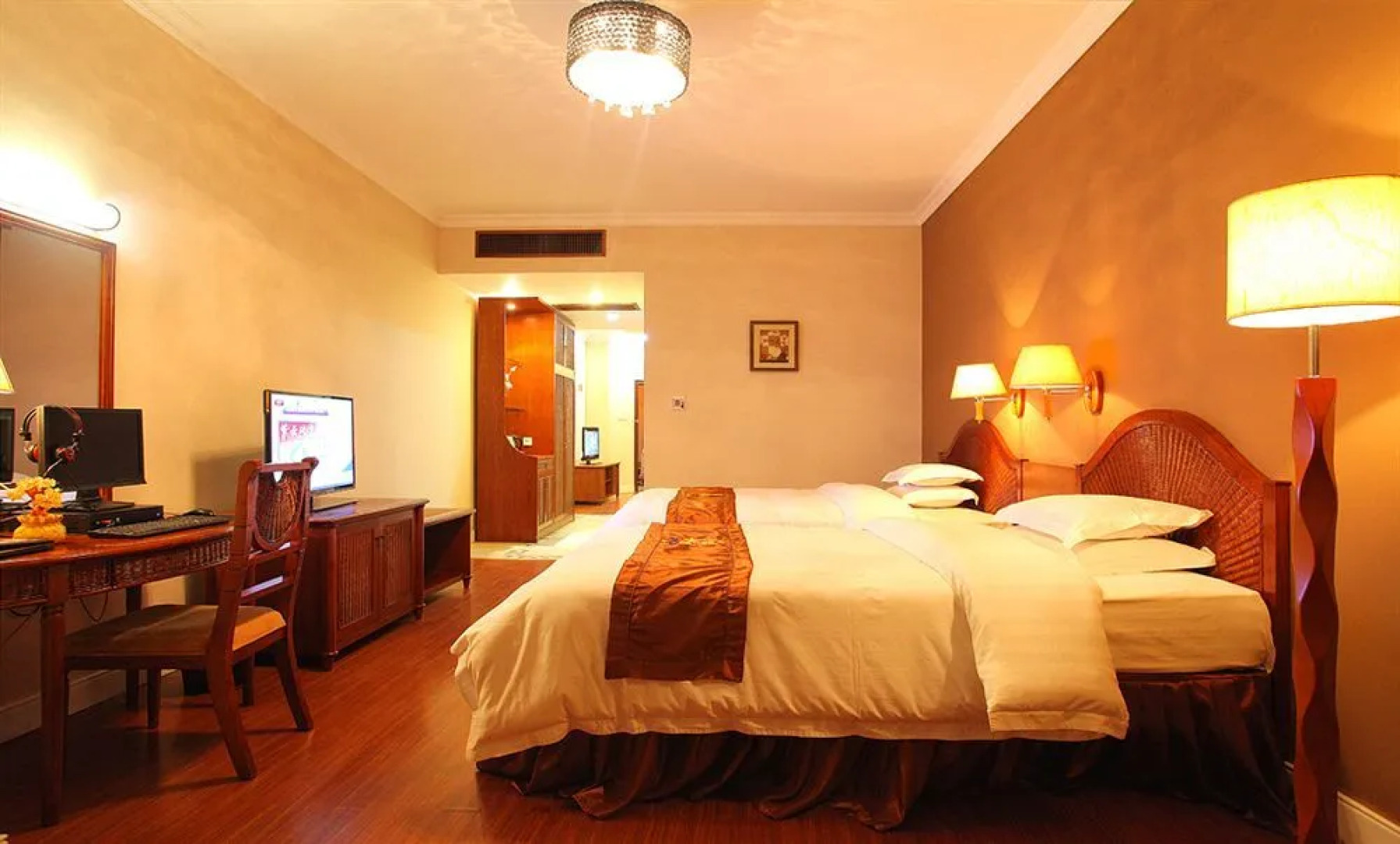 Yingfeng Business Hotel