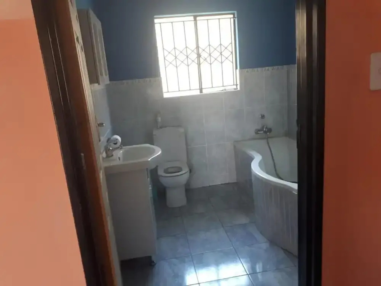 C- Land Guest House Meyerton