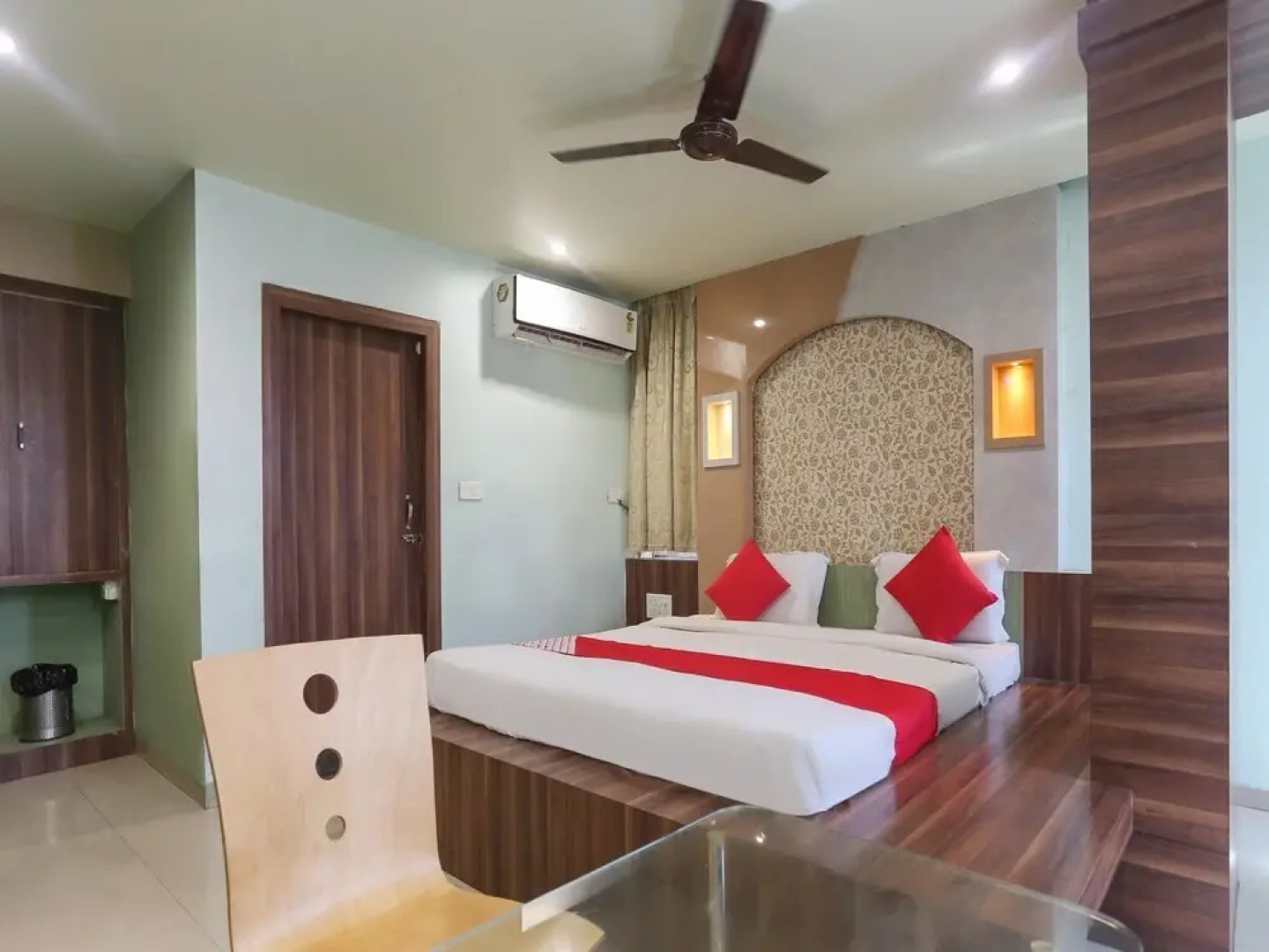 Hotel Bhubaneswari Classic by OYO Rooms