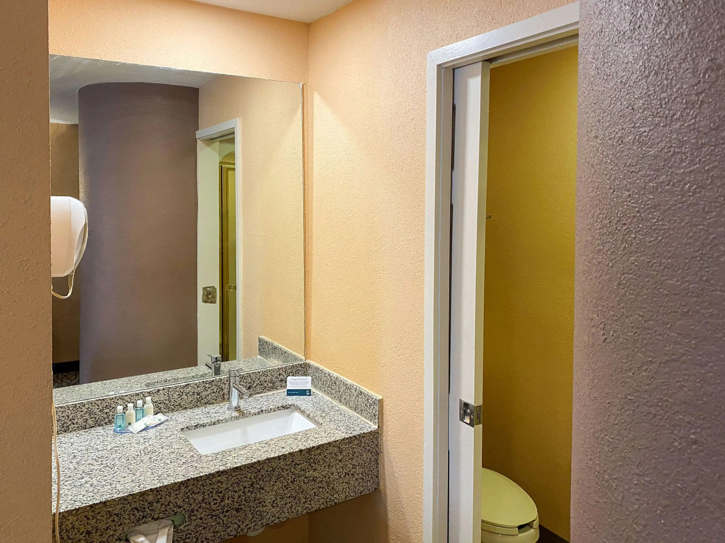 Quality Inn Lees Summit - Kansas City