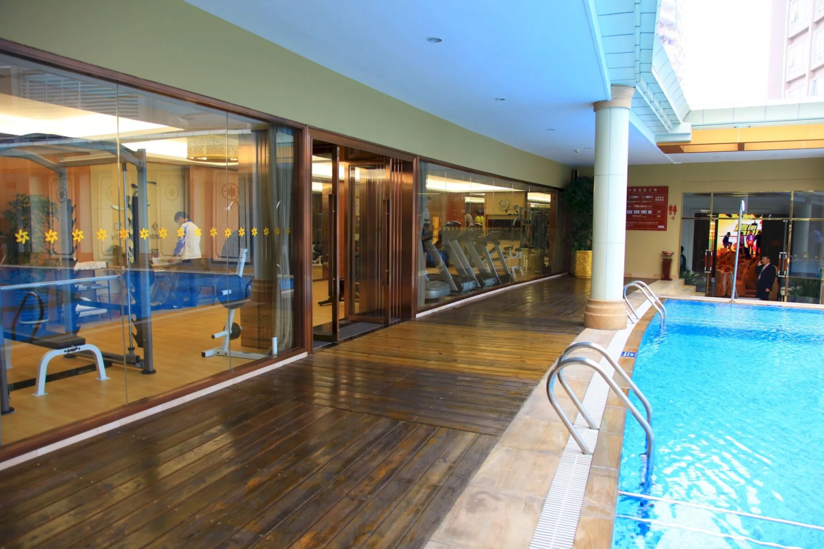 Zhuhai Charming Holiday Hotel