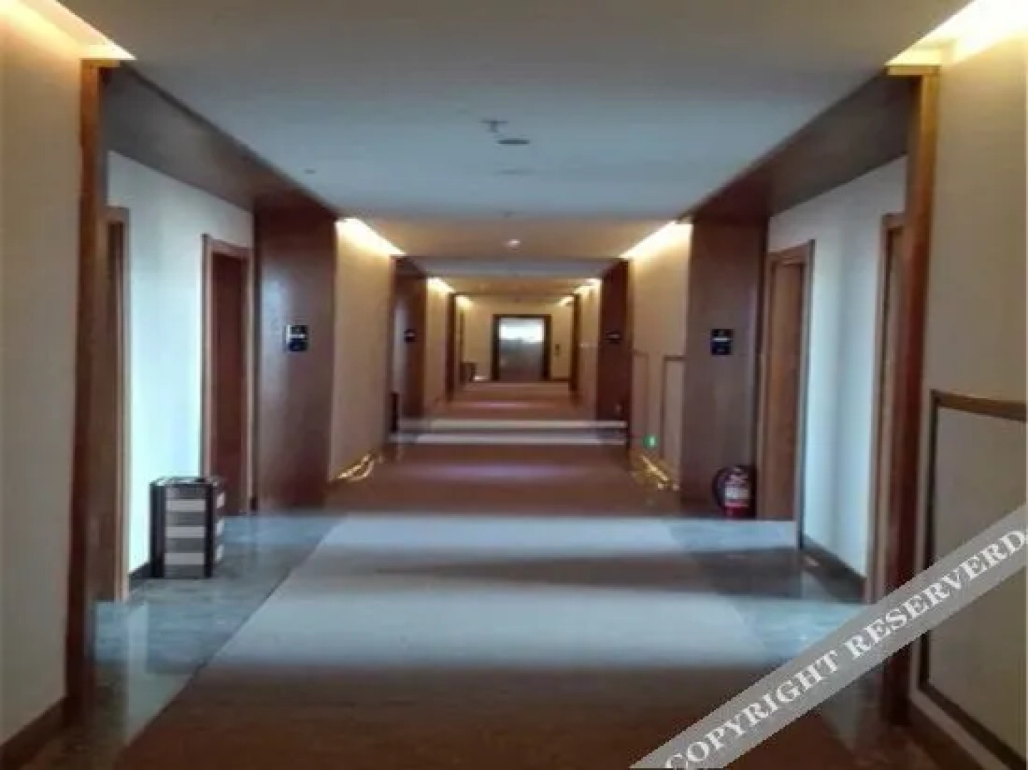 Suiling Hanlongtang Business Hotel