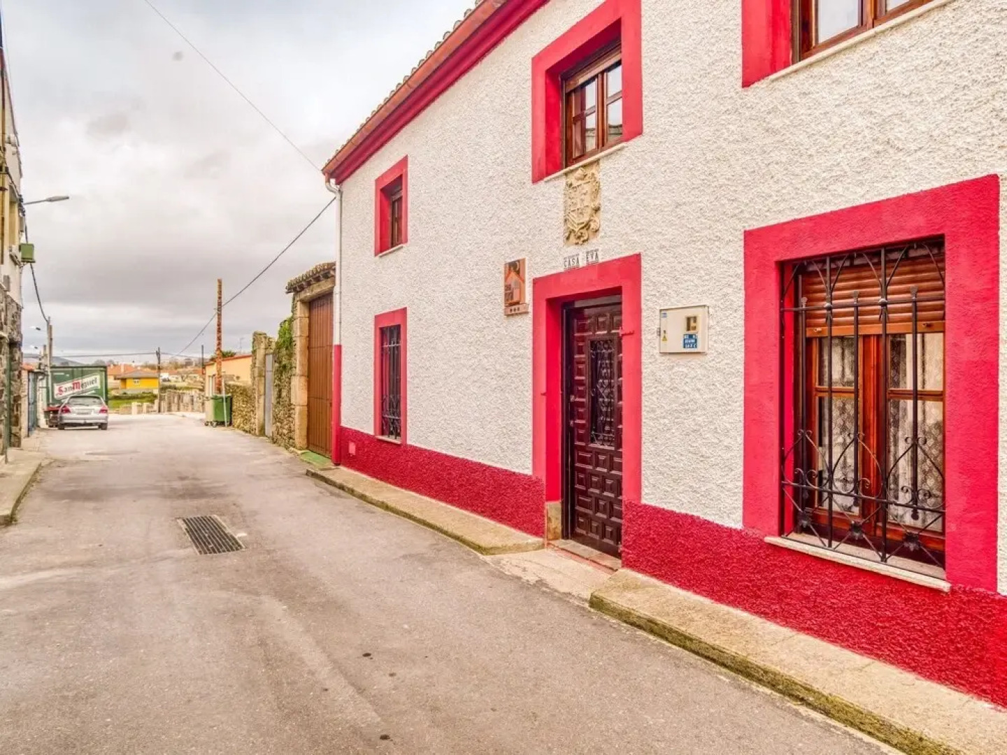 Simplistic Cottage in Barruecopardo With Garden