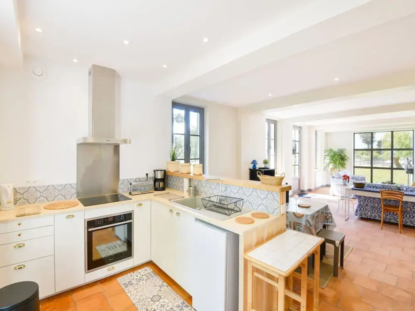 Villa in Lanton Near the Beach With Harbour View