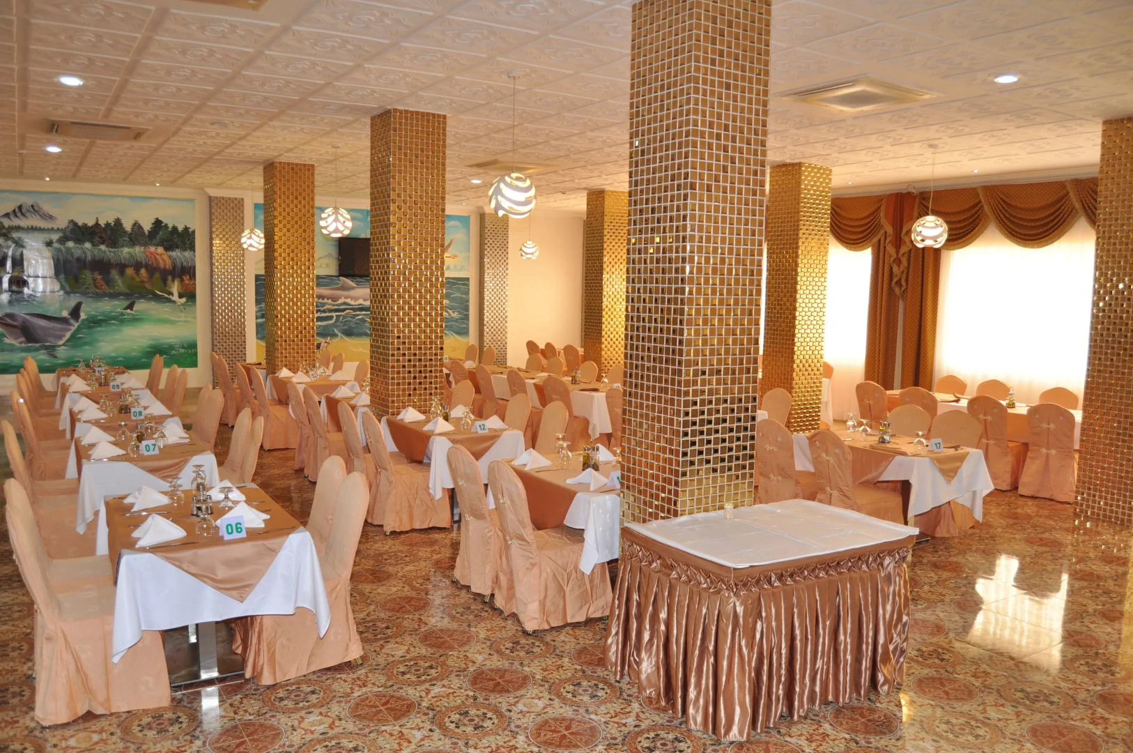 Royal Beach Hotel