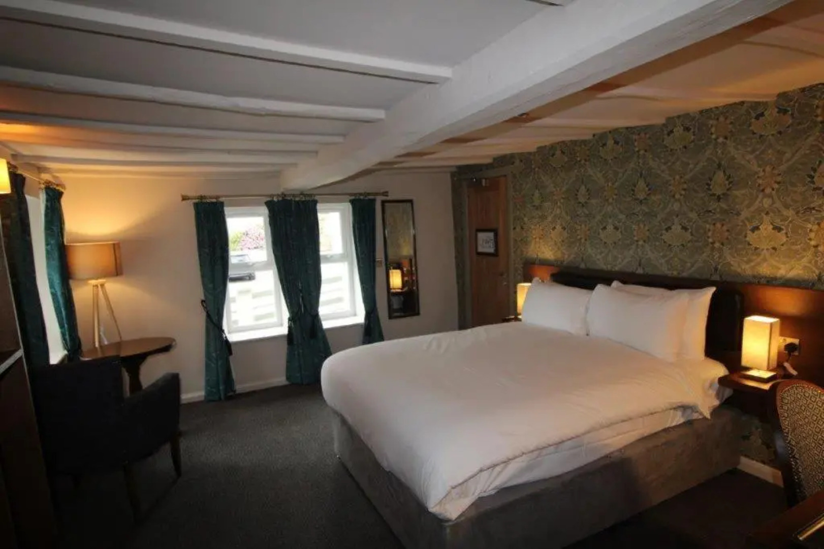 Rooms @ the Dolau Inn (Adults Only)