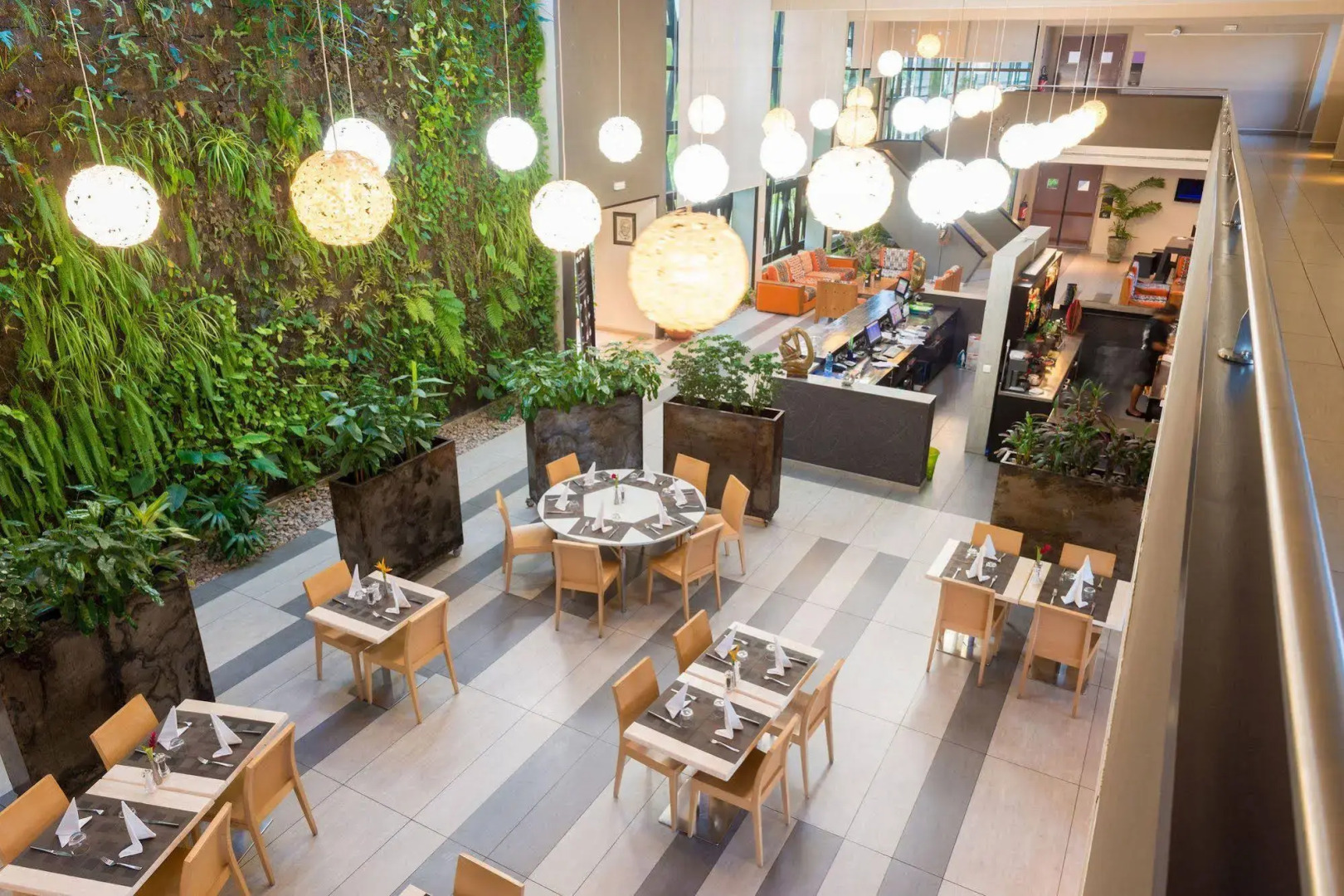 Отель Mina Liberville