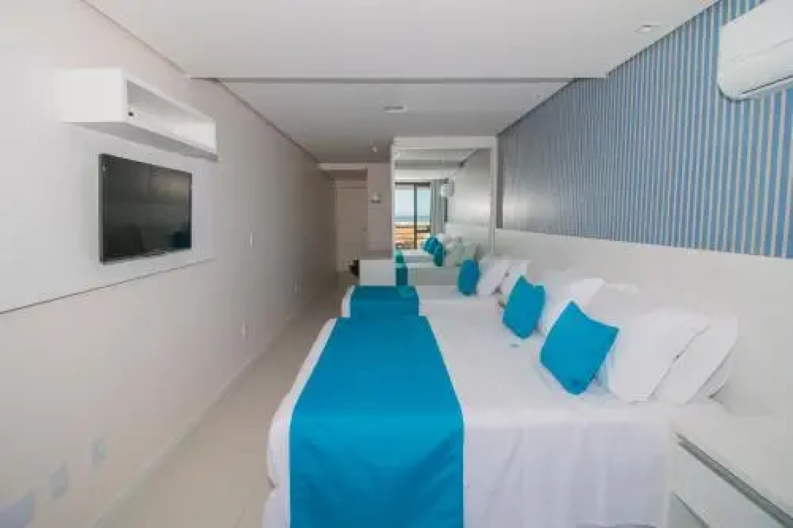 Ponta dos Molhes Beach Flat