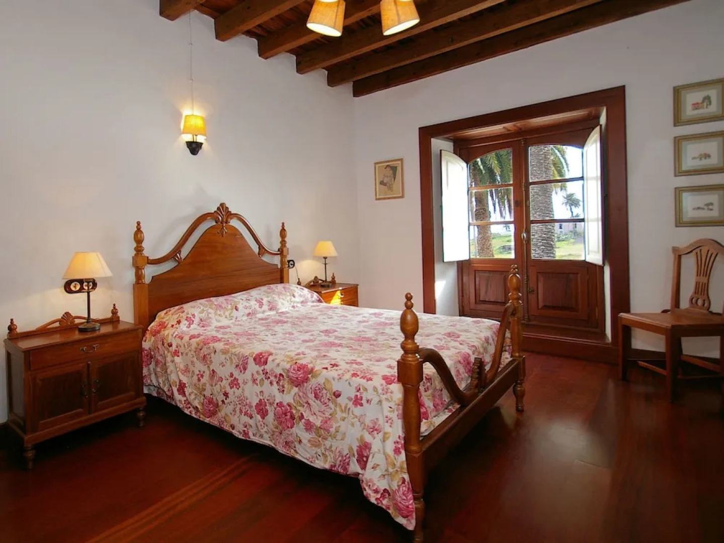 Comfortable Villa in Haría With Swimming Pool