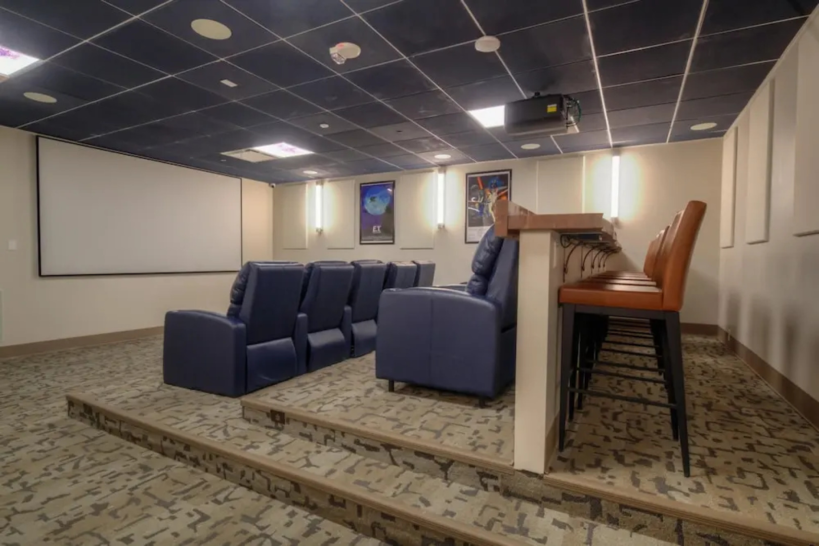 2br  Sleeps 5 - Perfect For Families, At Base Of Peak 5 2 Bedroom Condo by RedAwning