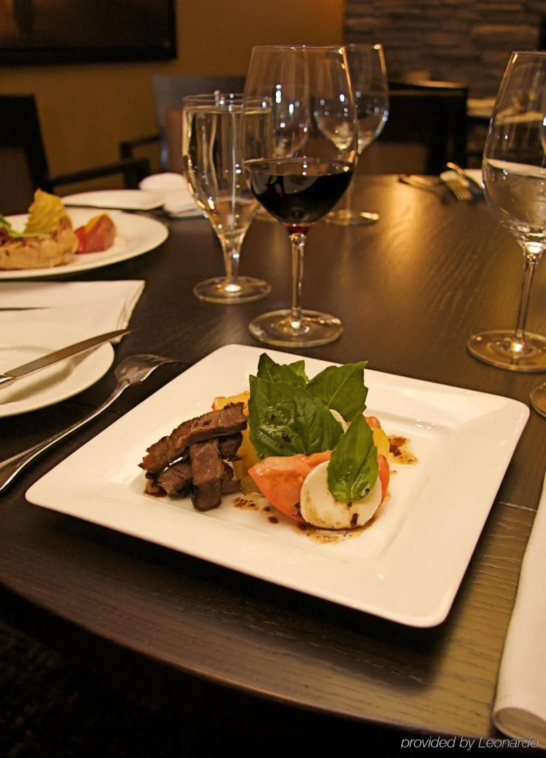 Sawridge Inn & Conference Centre Edmonton South