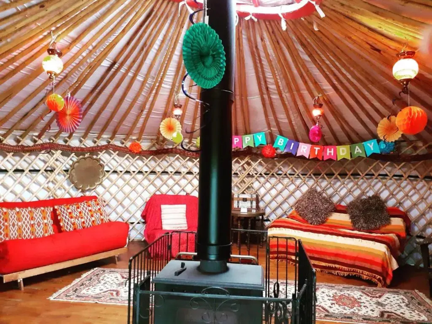 Love2Yurt