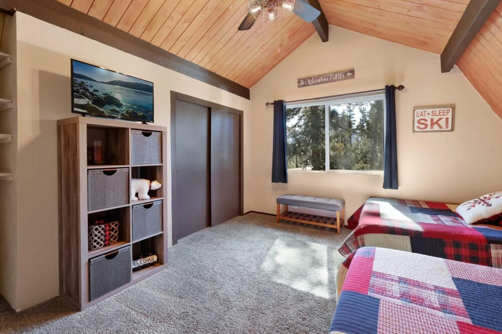 Daze Off-1690 by Big Bear Vacations