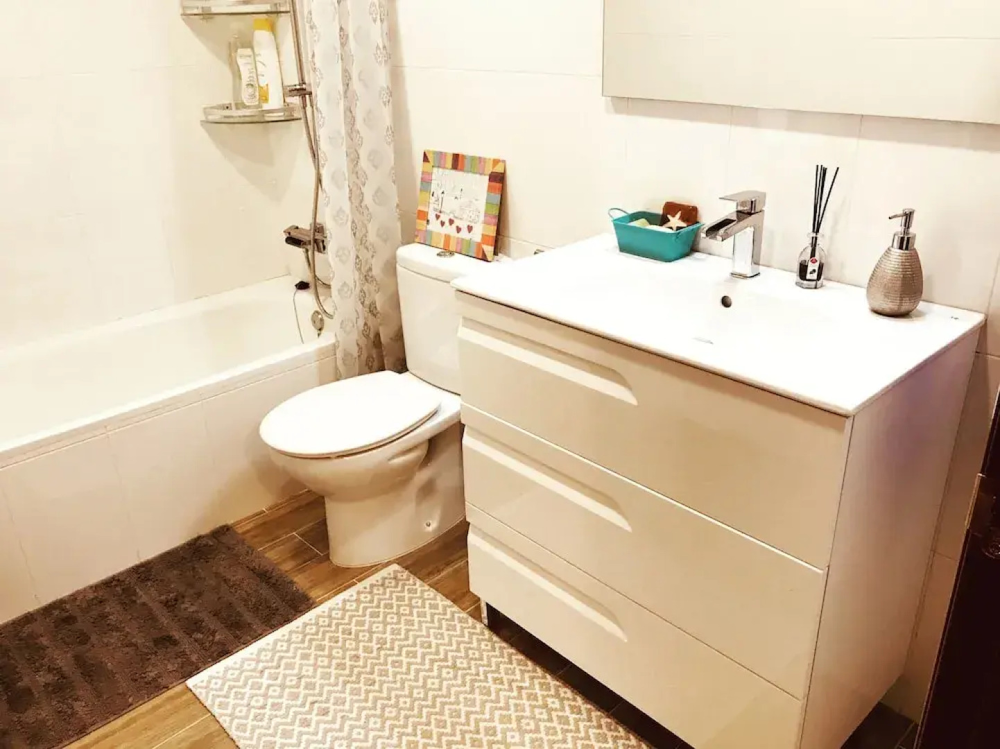 Cozy Apartment - Near Colina