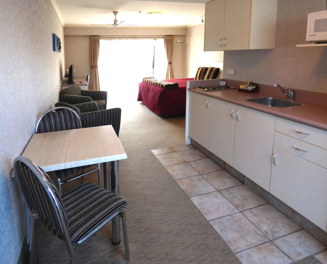 Deco City Motor Lodge