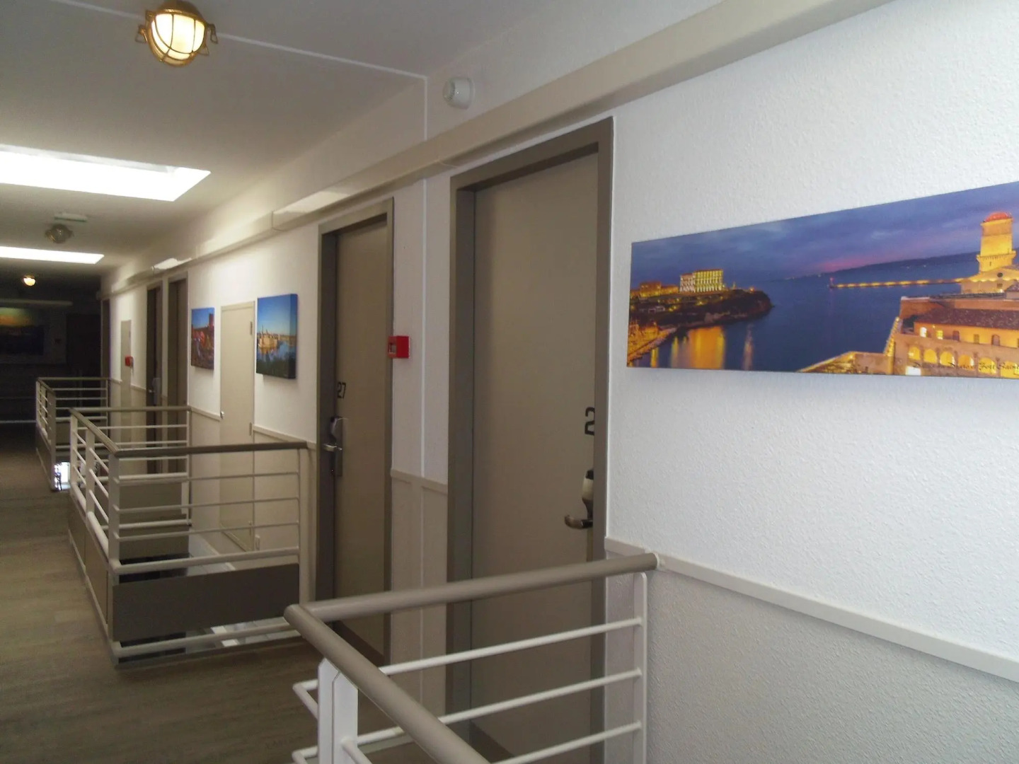 Contact Hôtel Marseille Aubagne