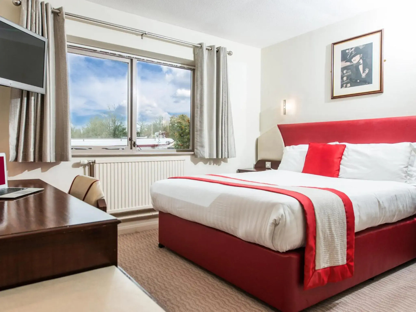 Peartree Lodge Waterside