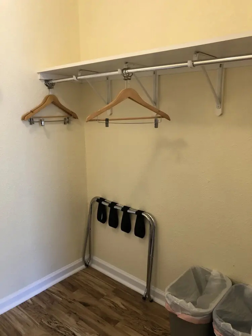 Clear Lake Cottages & Marina