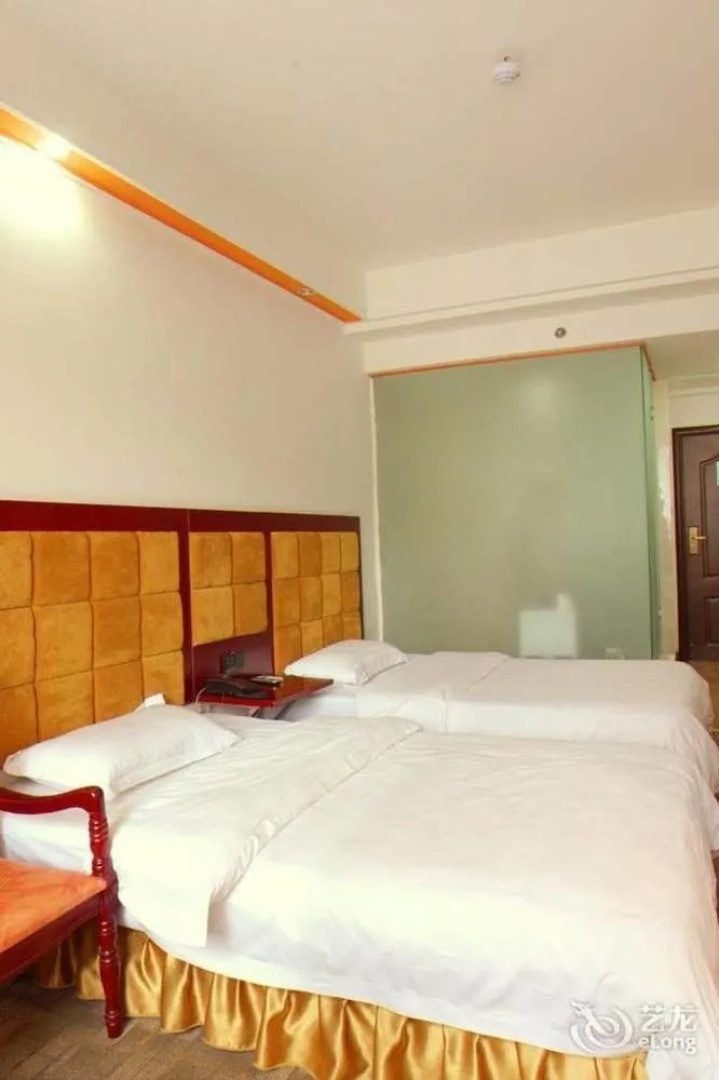 Zhangjiajie Wind and Cloud Holiday Hotel
