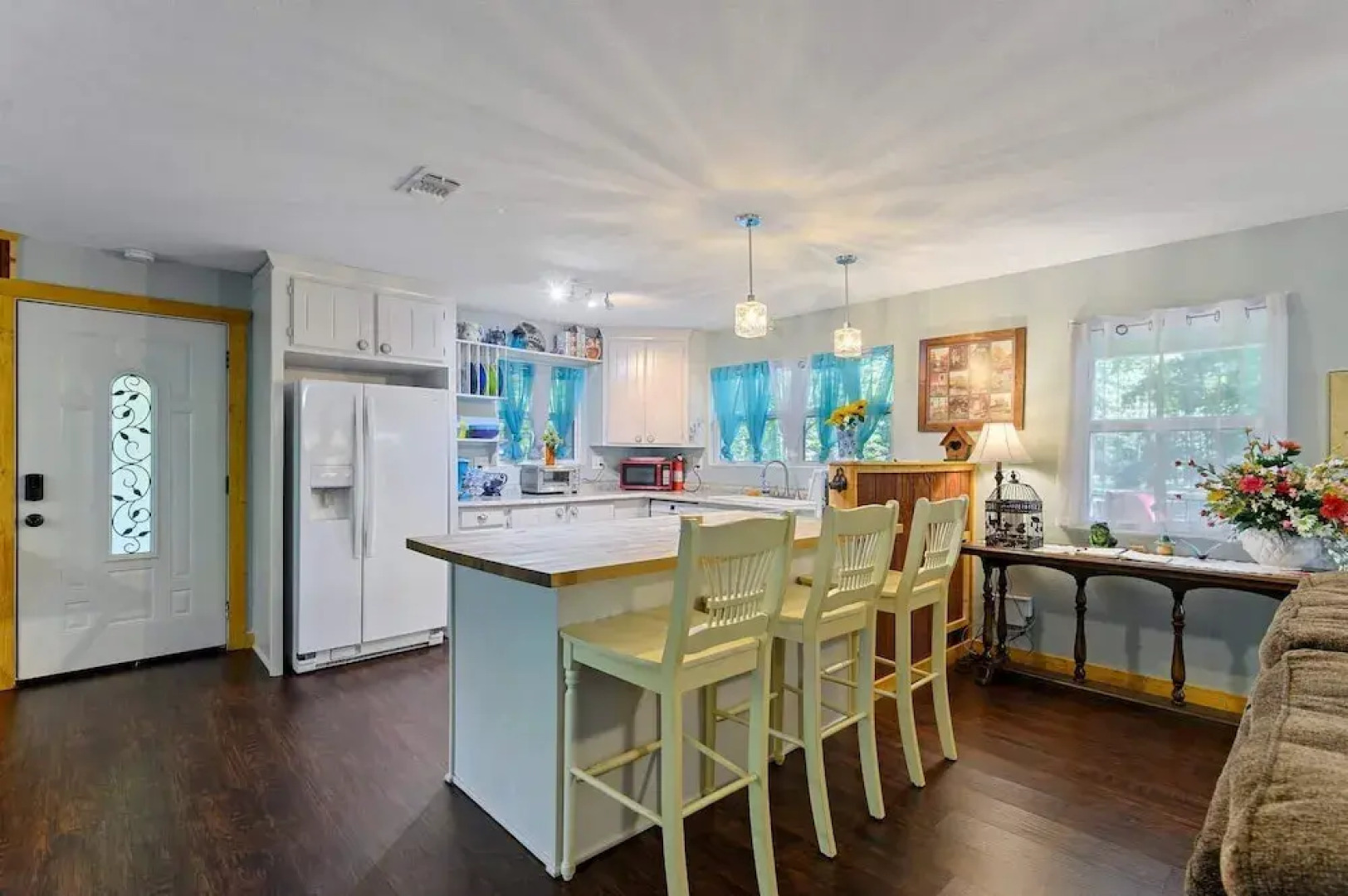 Family Friendly Cottage - Game Room+firepit+smores