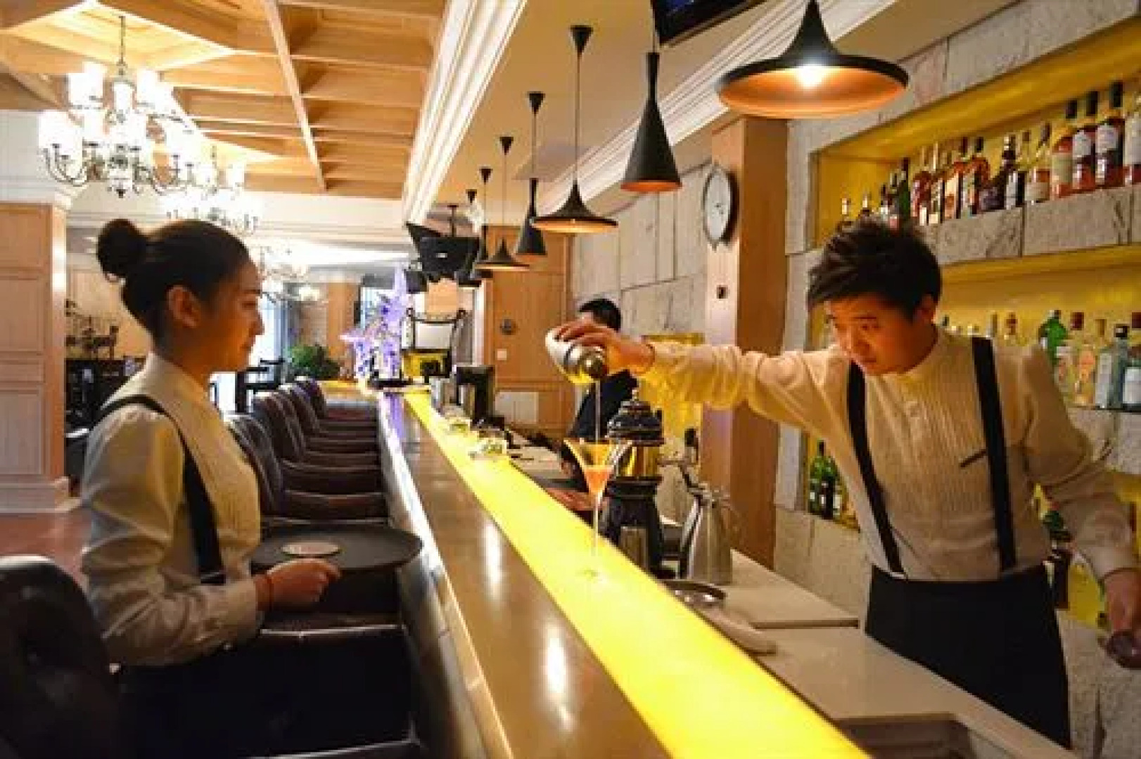 Golden Elephant Golf Hotel