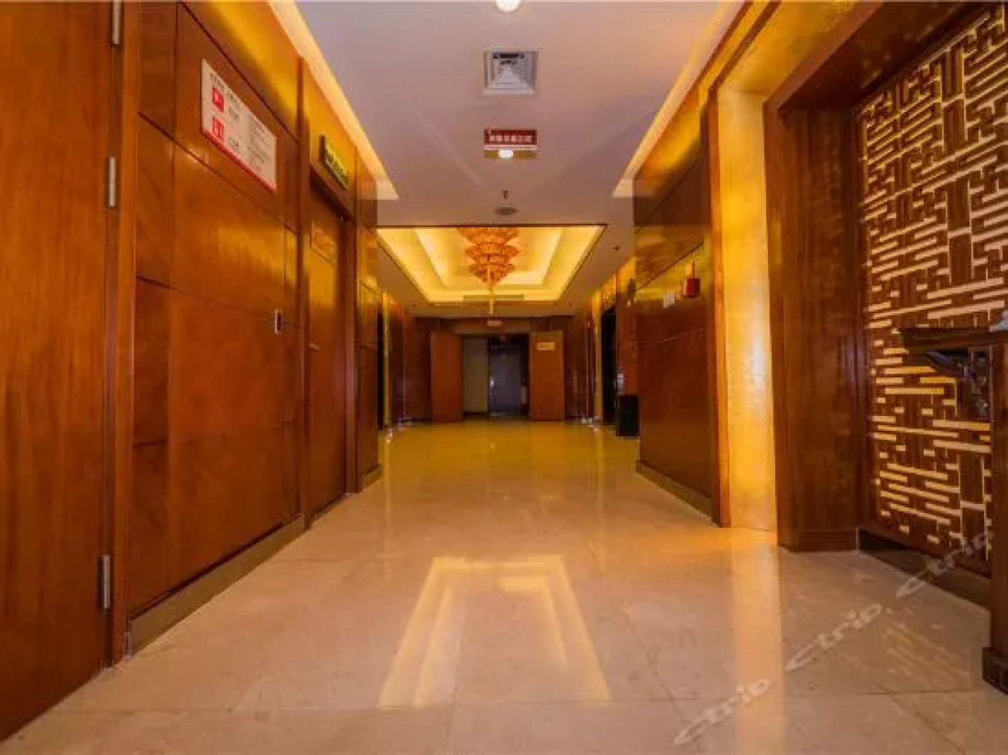 Yulin Peoples Grand Hotels & Resorts