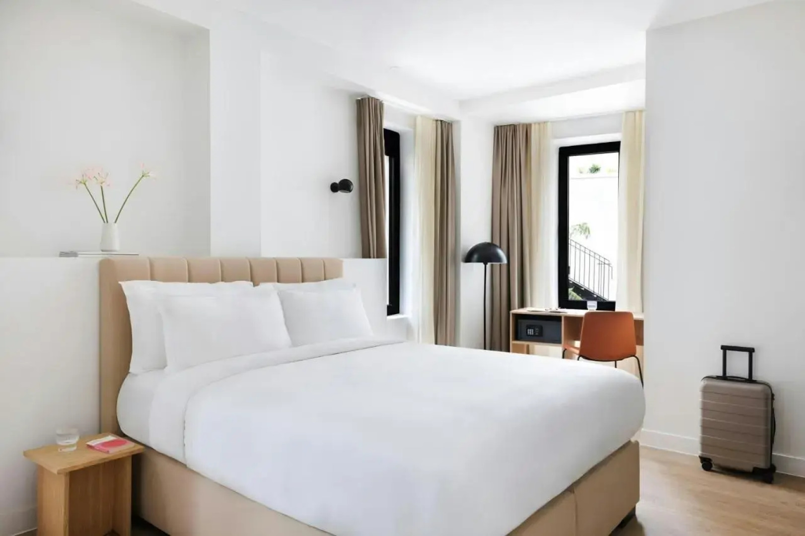 Yvette Hotel Porte de Versailles, Sonder by Marriott Bonvoy