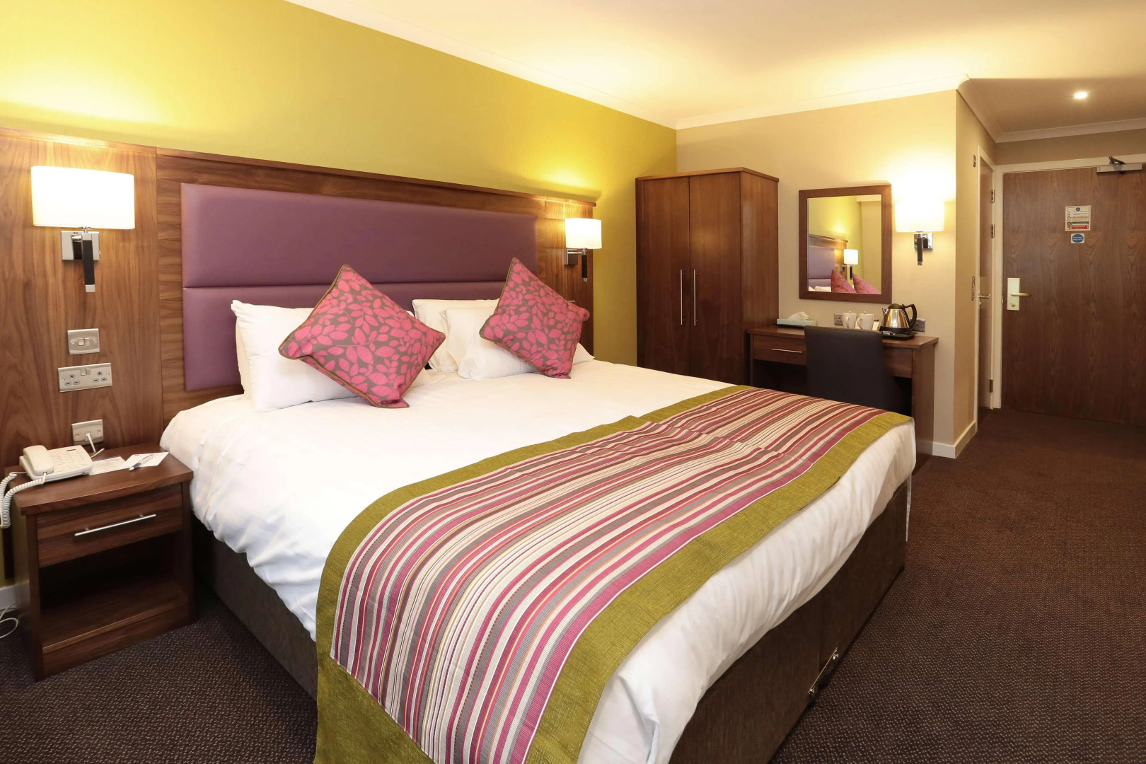 Woodlands Hotel, BW Signature Collection