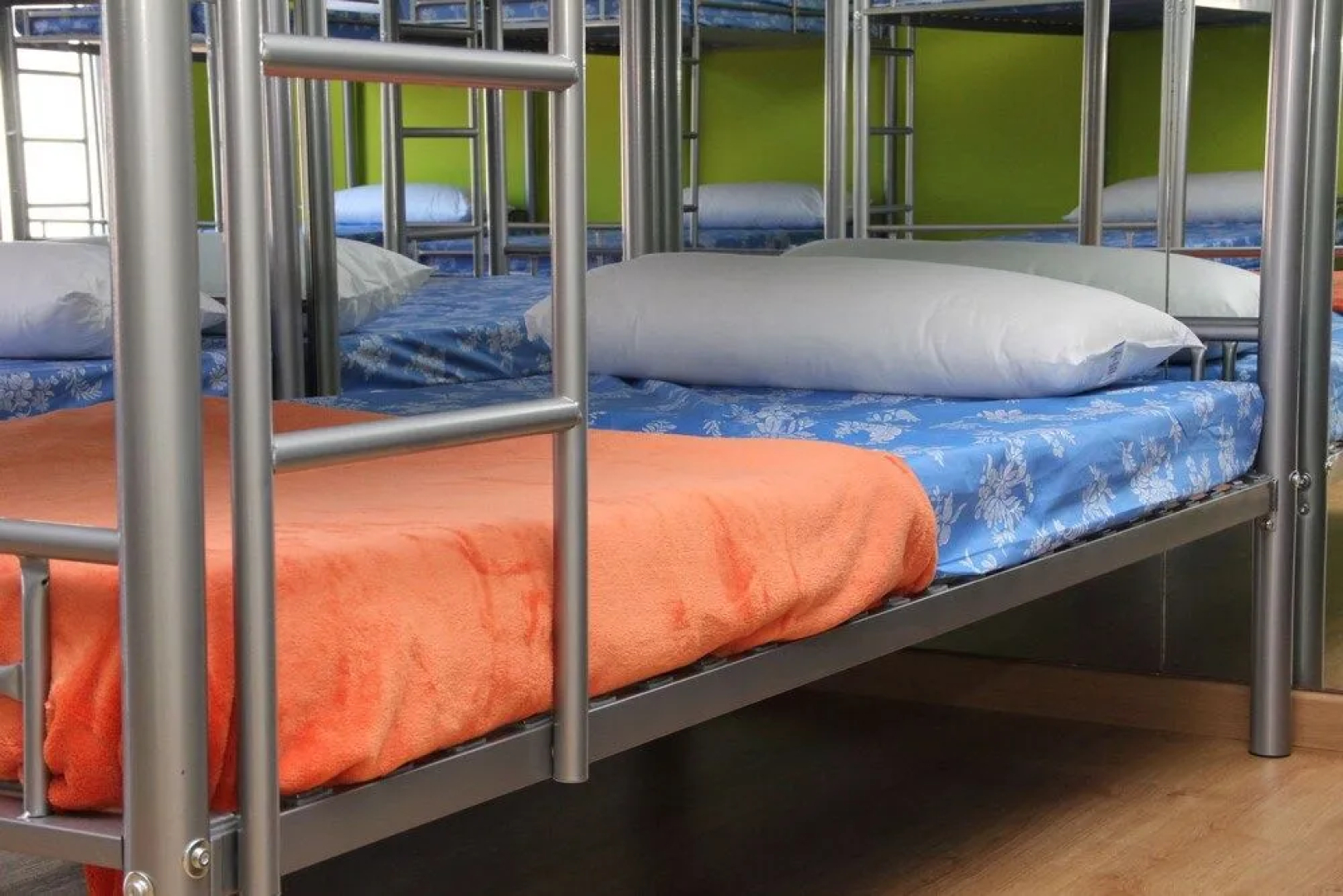 Hostel & Gym Relise - Albergue Juvenil