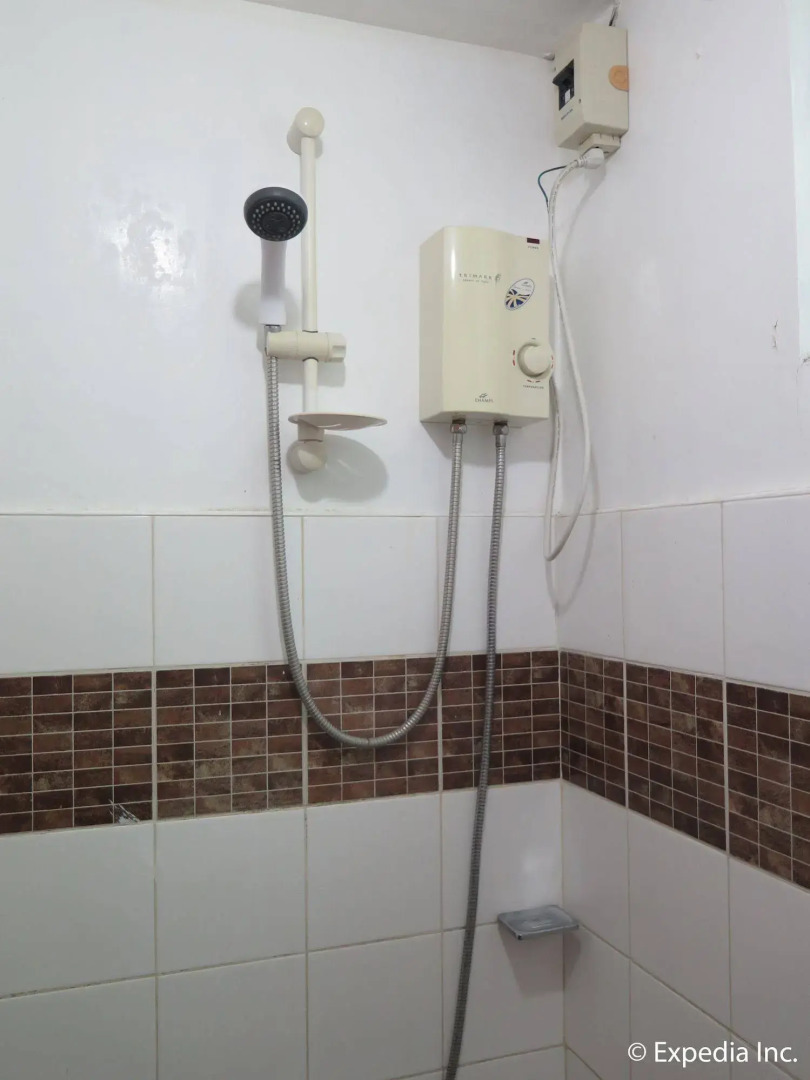 Zillion Pavilion Family & Business Hotel