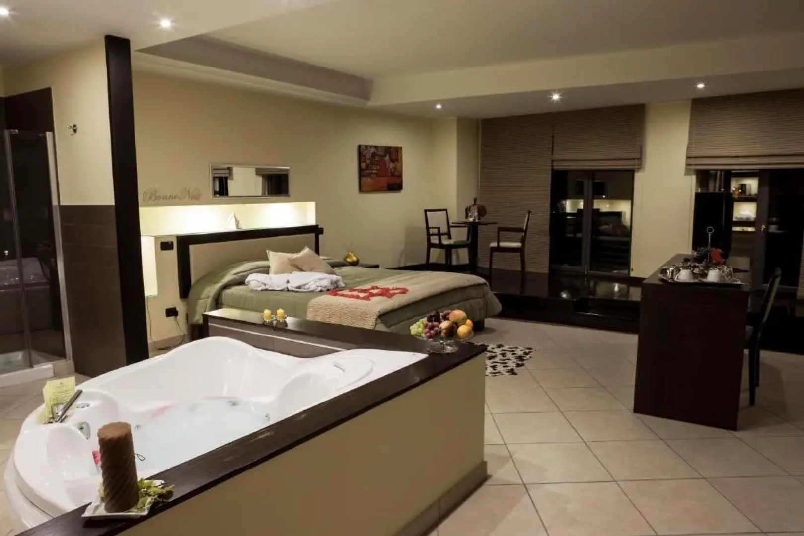 Manhattan Village Hotel