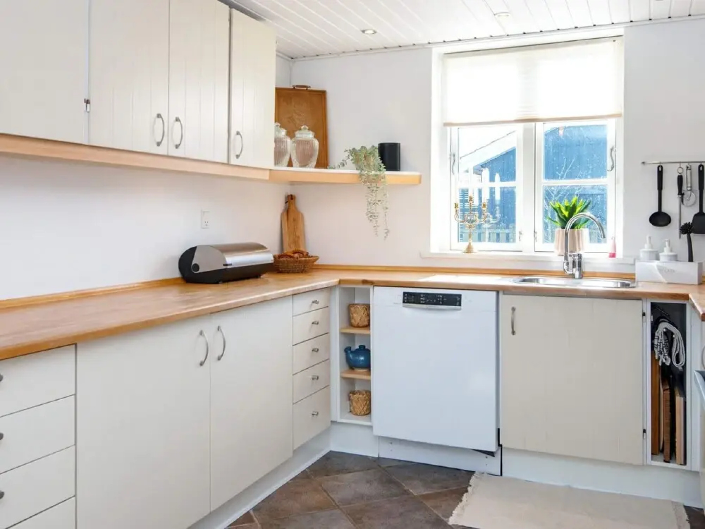 8 Person Holiday Home in Grenaa