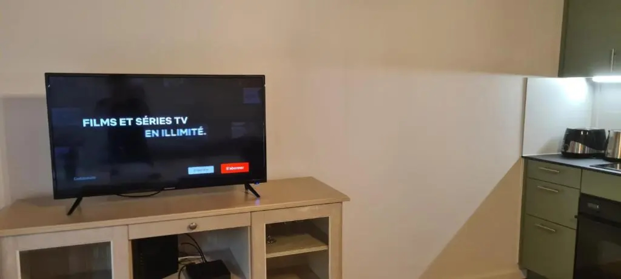 Pom'Verte-près du centre-ville et du lac -parking gratuit