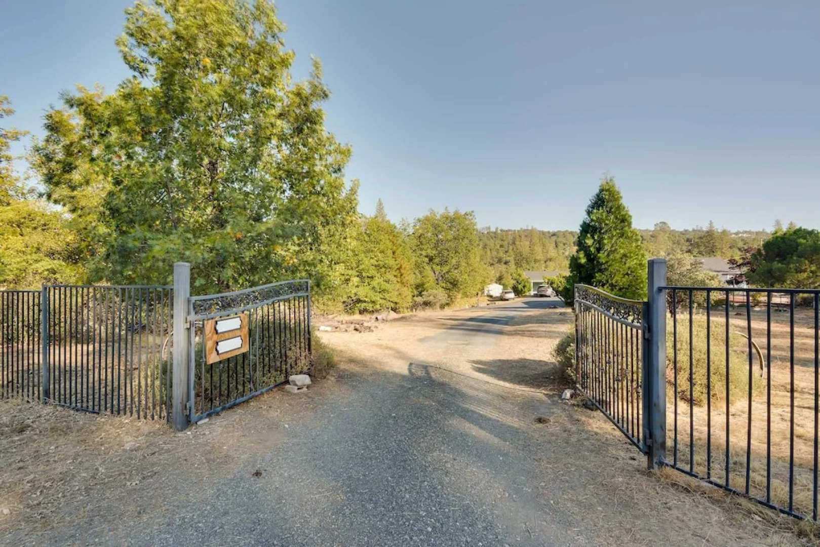 Waterfront Mariposa Vacation Rental w/ Hot Tub