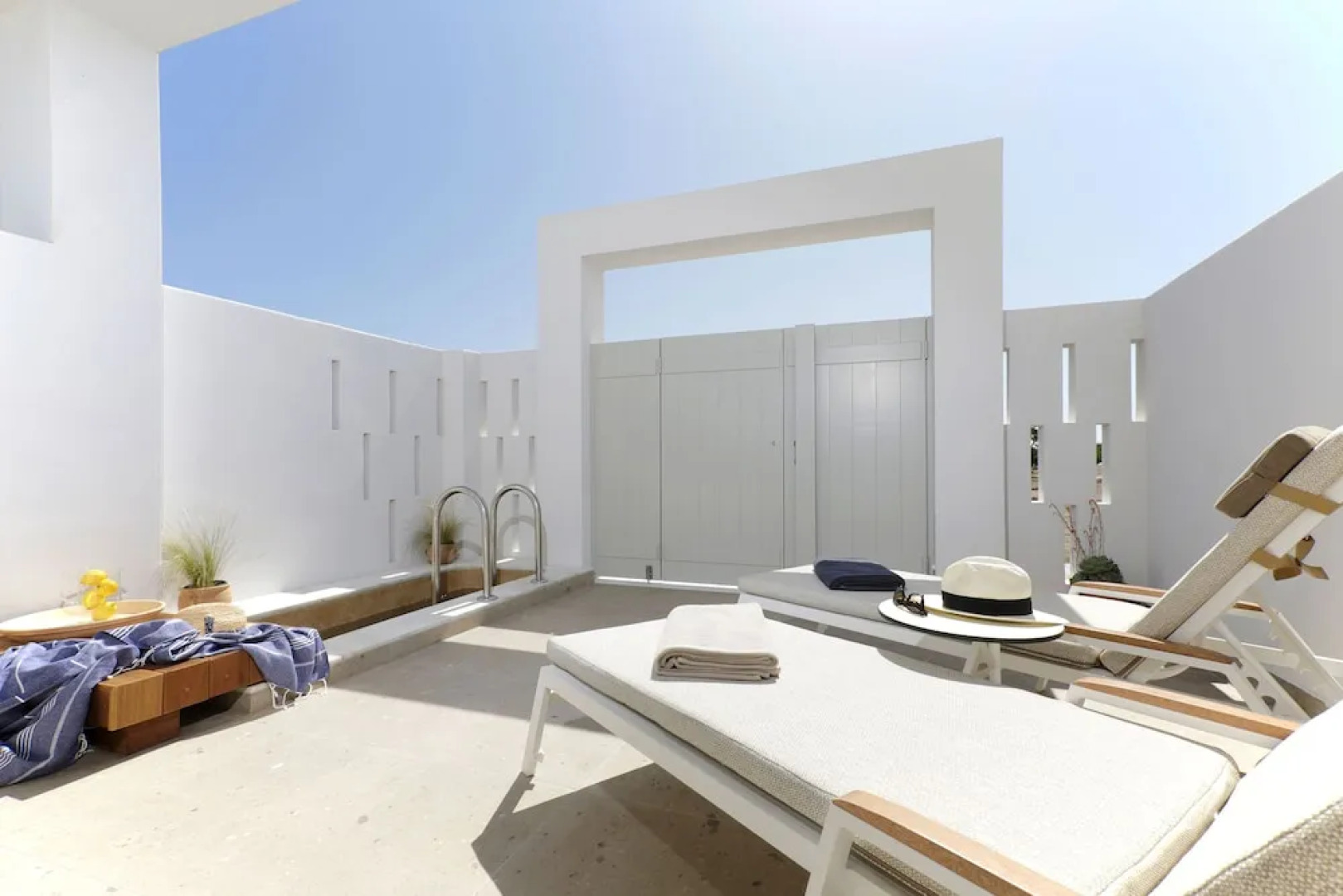 ALERO Seaside Skyros Resort