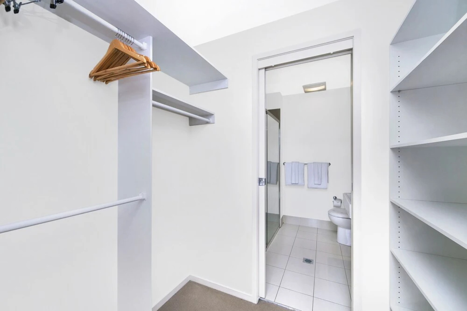 Accommodate Canberra - Dawes