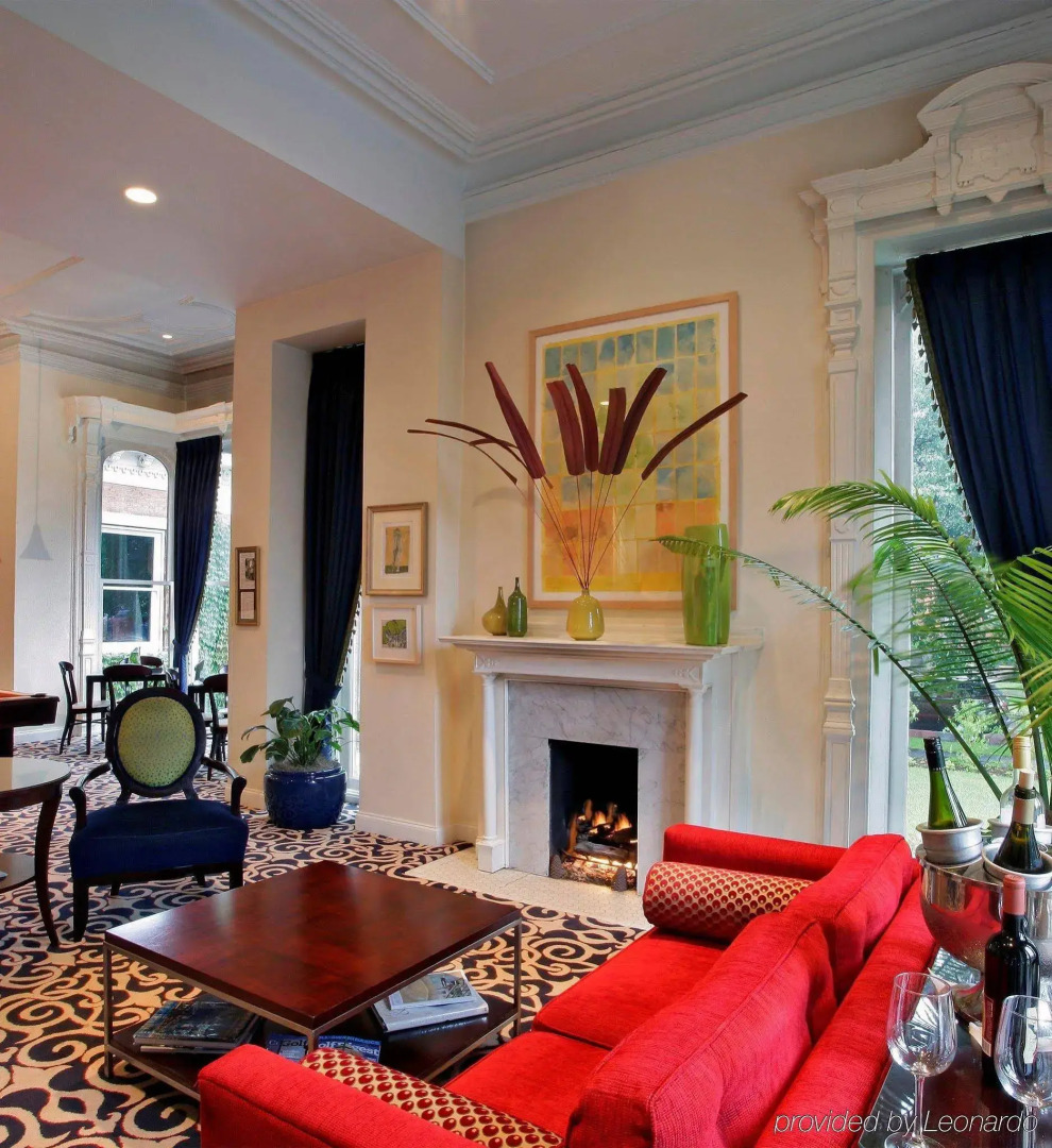 The Mansion On Delaware Ave