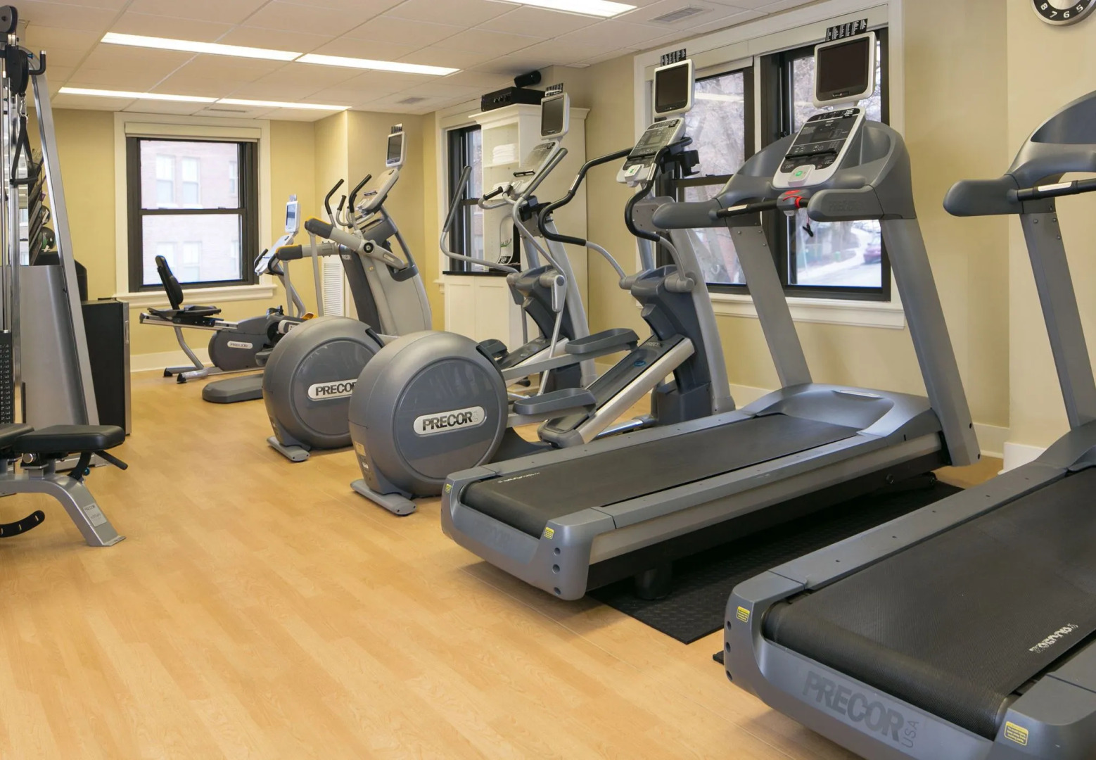 The Raphael Hotel, Autograph Collection