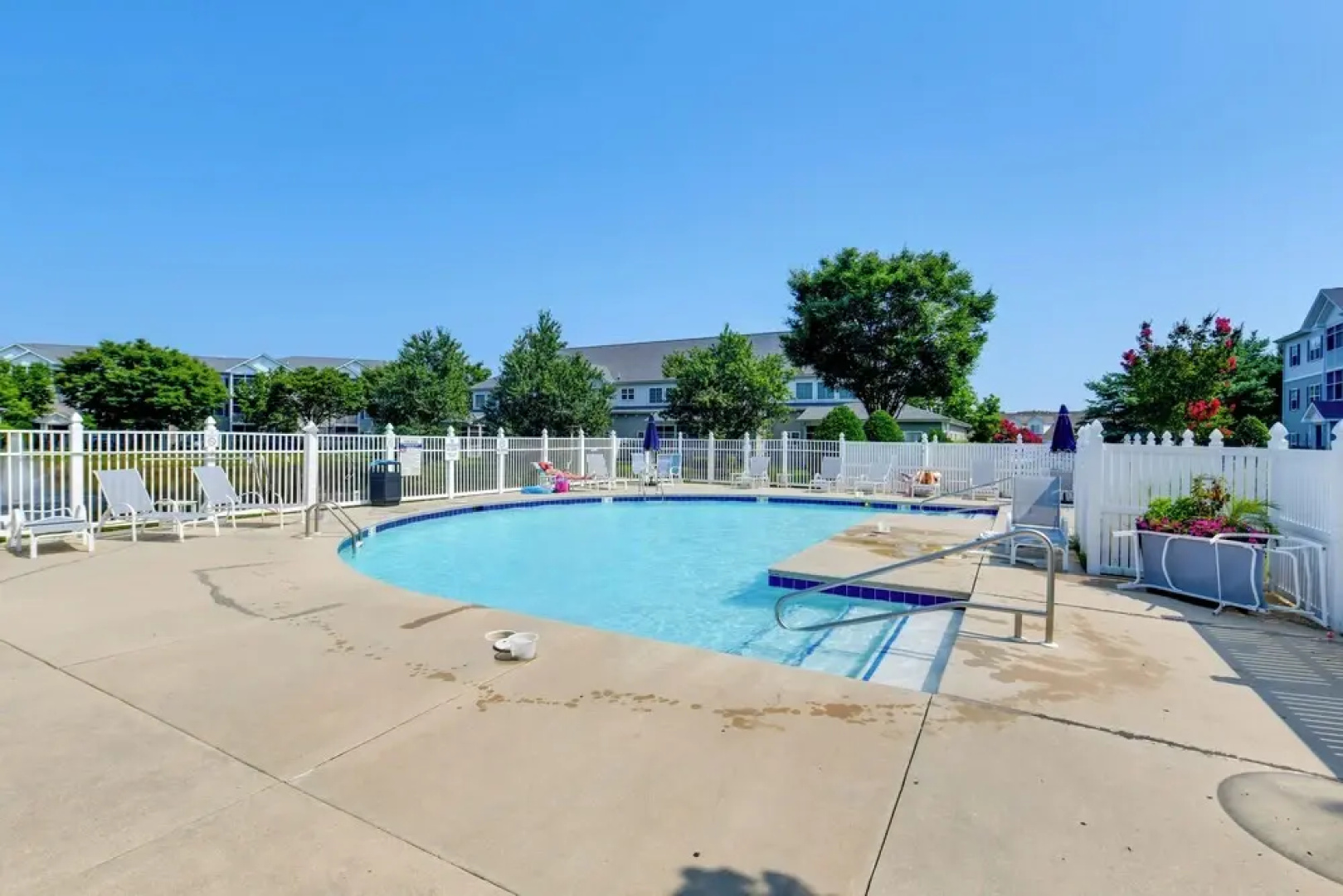4 Mi to Beach: Lewes Townhome w/ Ping-pong Table