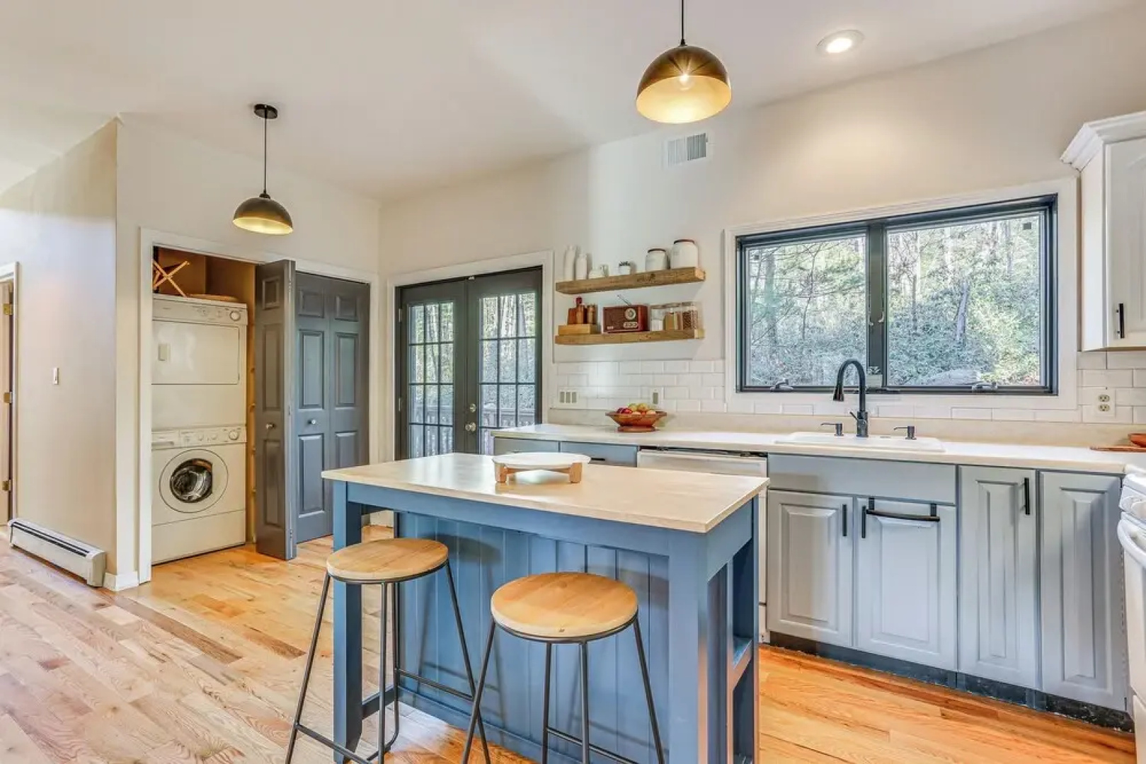 Secluded Kerhonkson Retreat With Deck + Views!